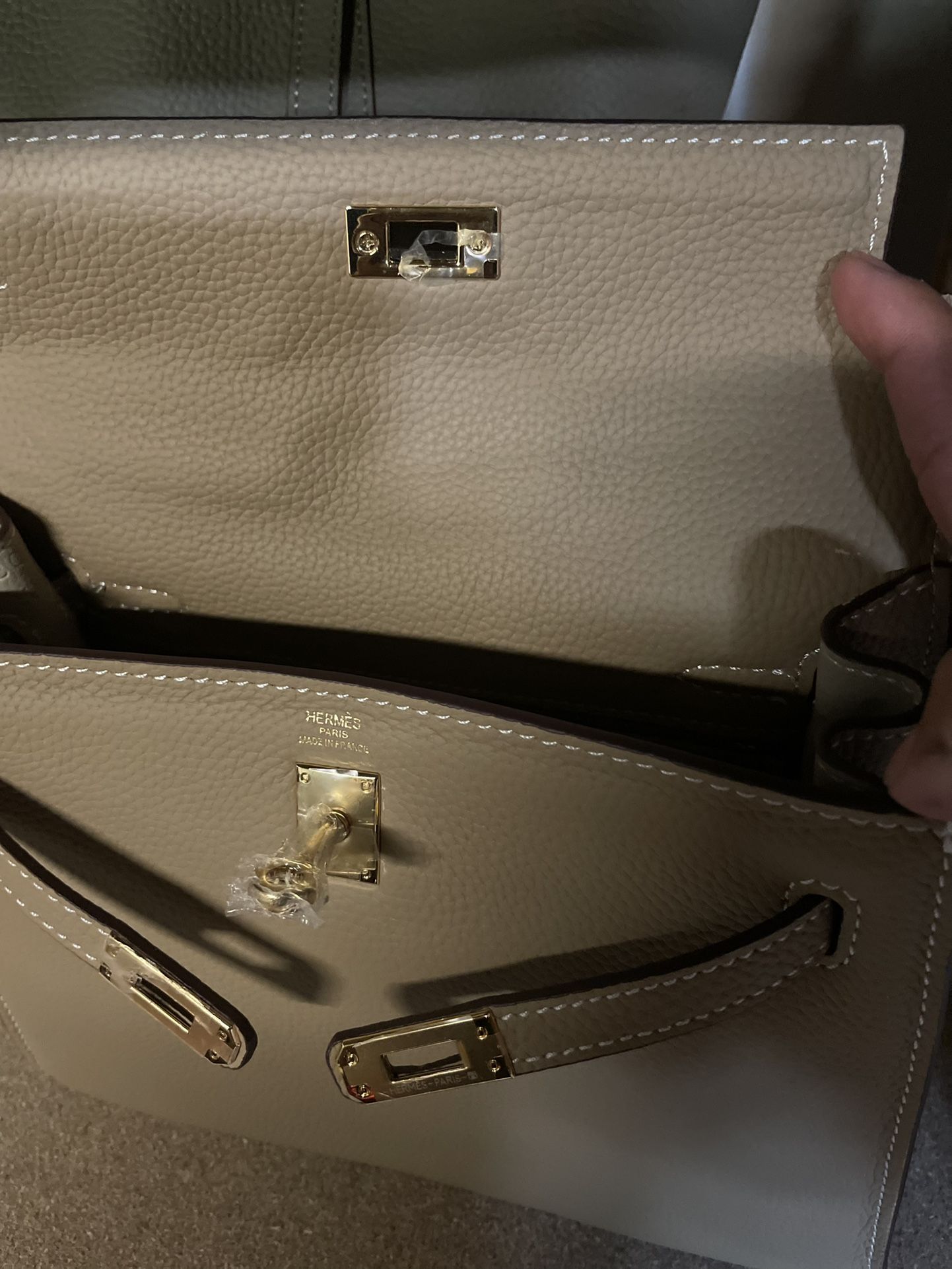 Small kelly bag for Sale in Cypress, CA OfferUp