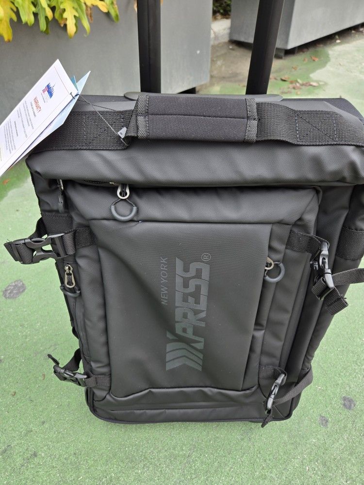 20"Carry On Suitcase 2 Wheels Extra Lightweight Waterproof New With Tags Black Color