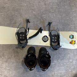 Snowboard 144cm & Snowboard Boots Set