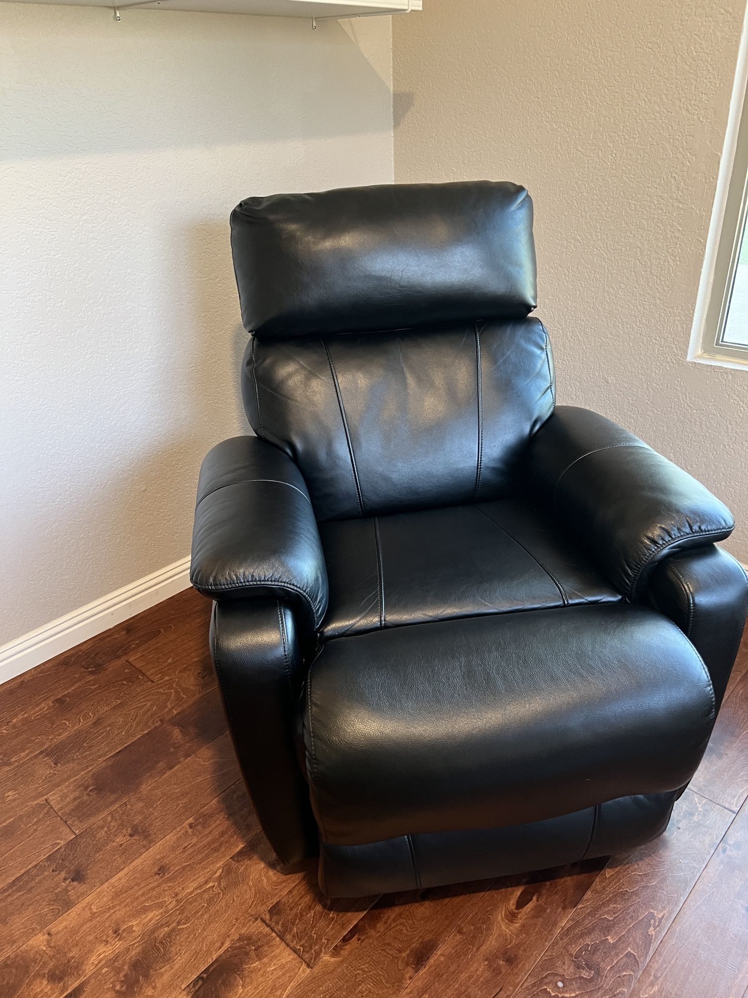 Living Spaces Black Power Recliner Chair