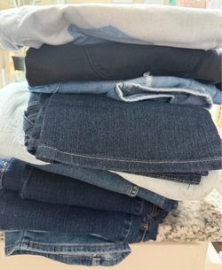 Woman’s size 18 jeans and clothes