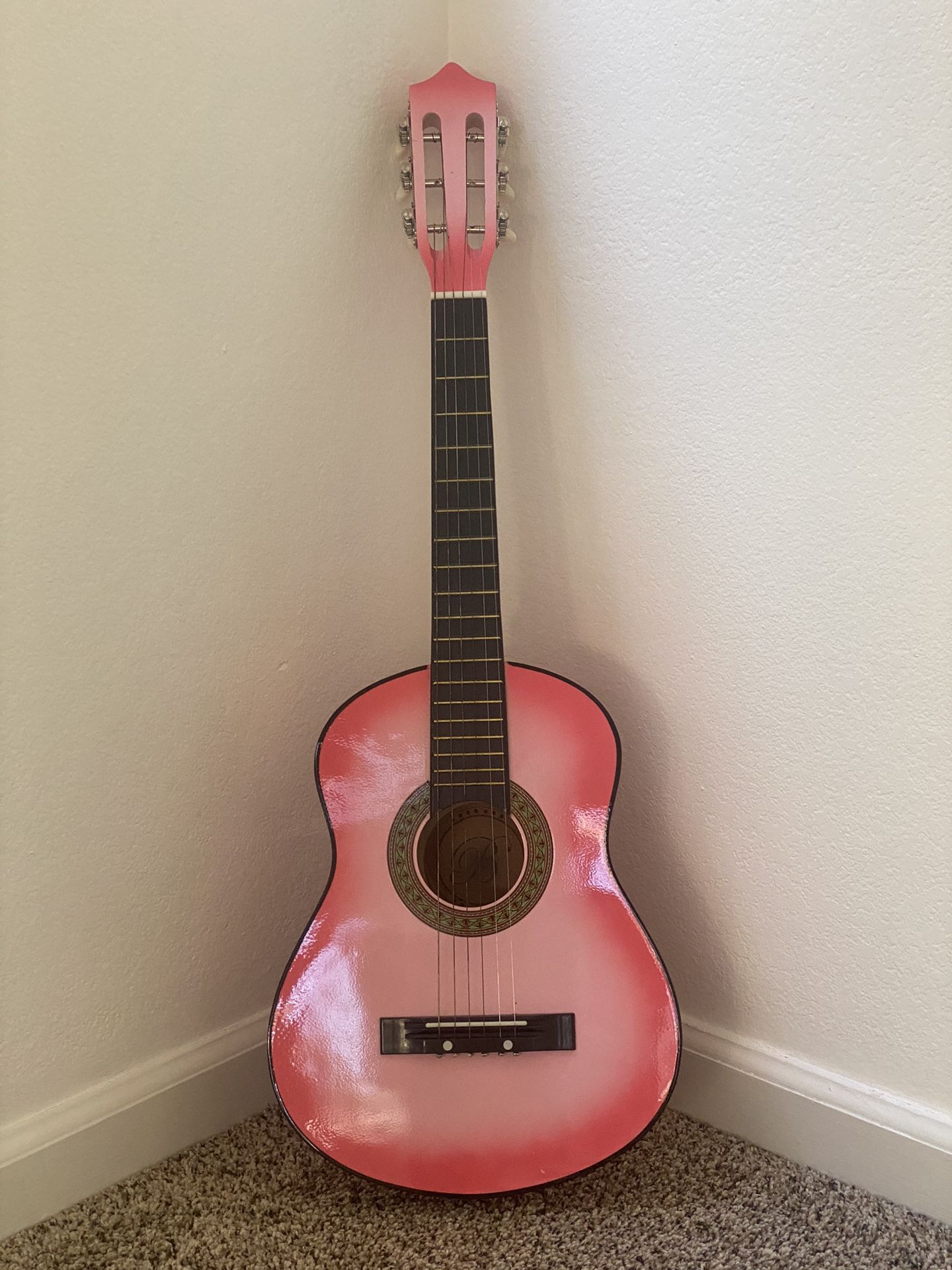 acoustic guitar 25 inch.
