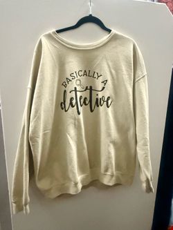 Detective sweater