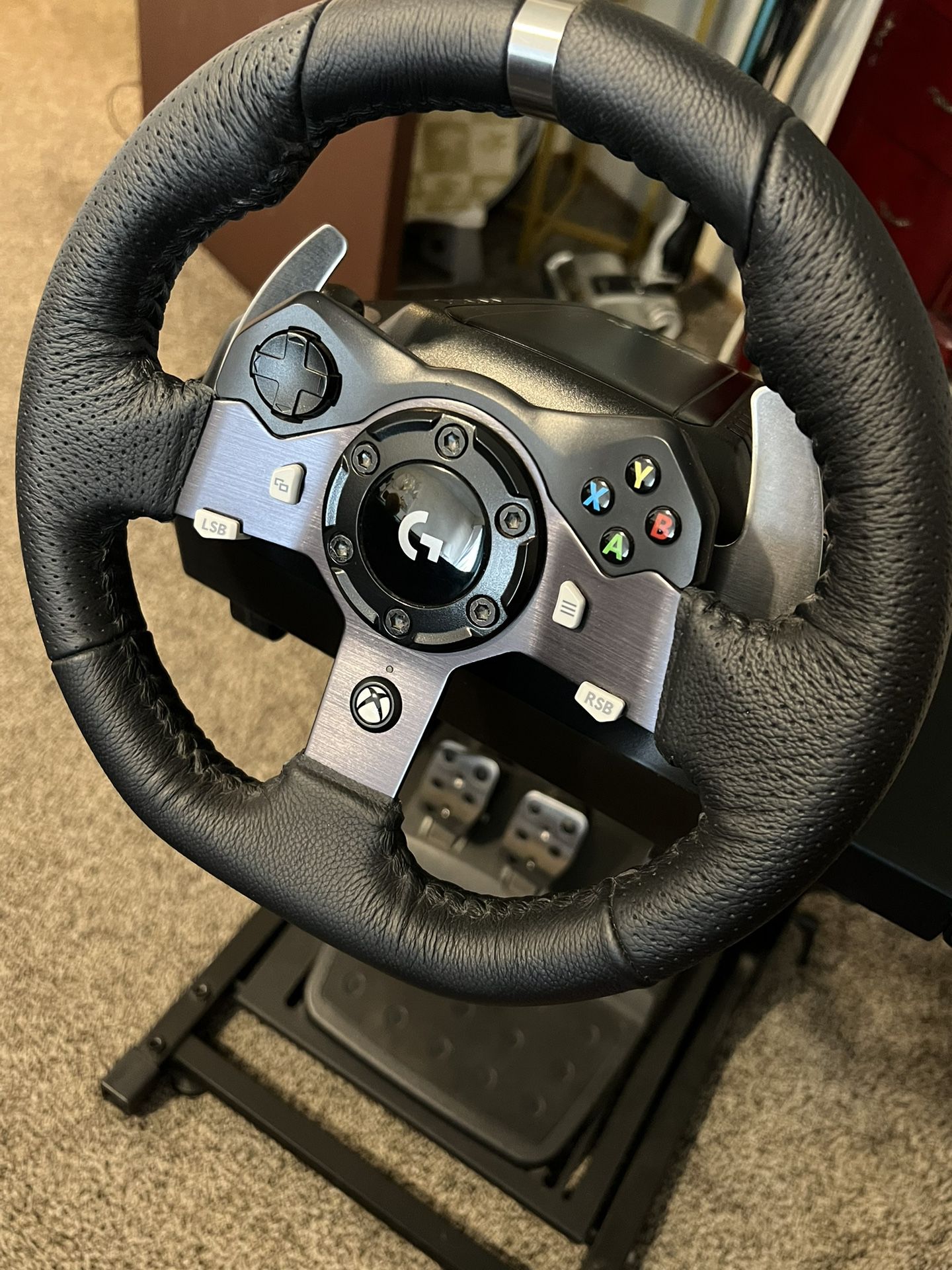 Logitech G920 Driving Force Racing Wheel and Floor Pedals, Real Force Feedback, Stainless Steel Paddle Shifters, Leather Steering Wheel Cover for Xbox