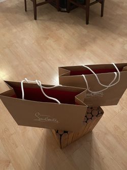 sukker fatning Kalkun Christian Louboutin Gift Bags for Sale in Chino, CA - OfferUp