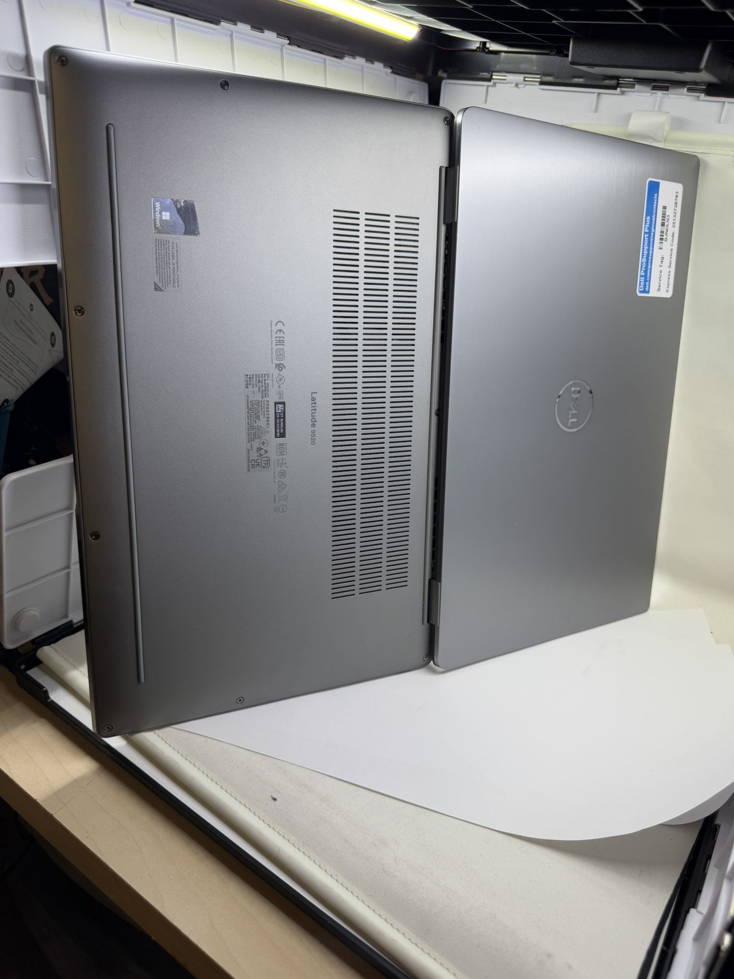 Dell Latitude 9520 15" i7-1185G7 1TB SSD Windows 11 Pro – Business Laptop