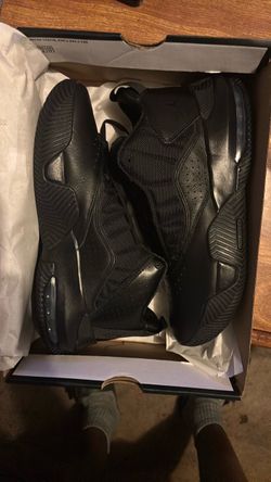 Jordan stay loyal triple black