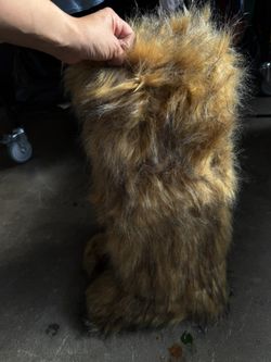 Furry Boots 