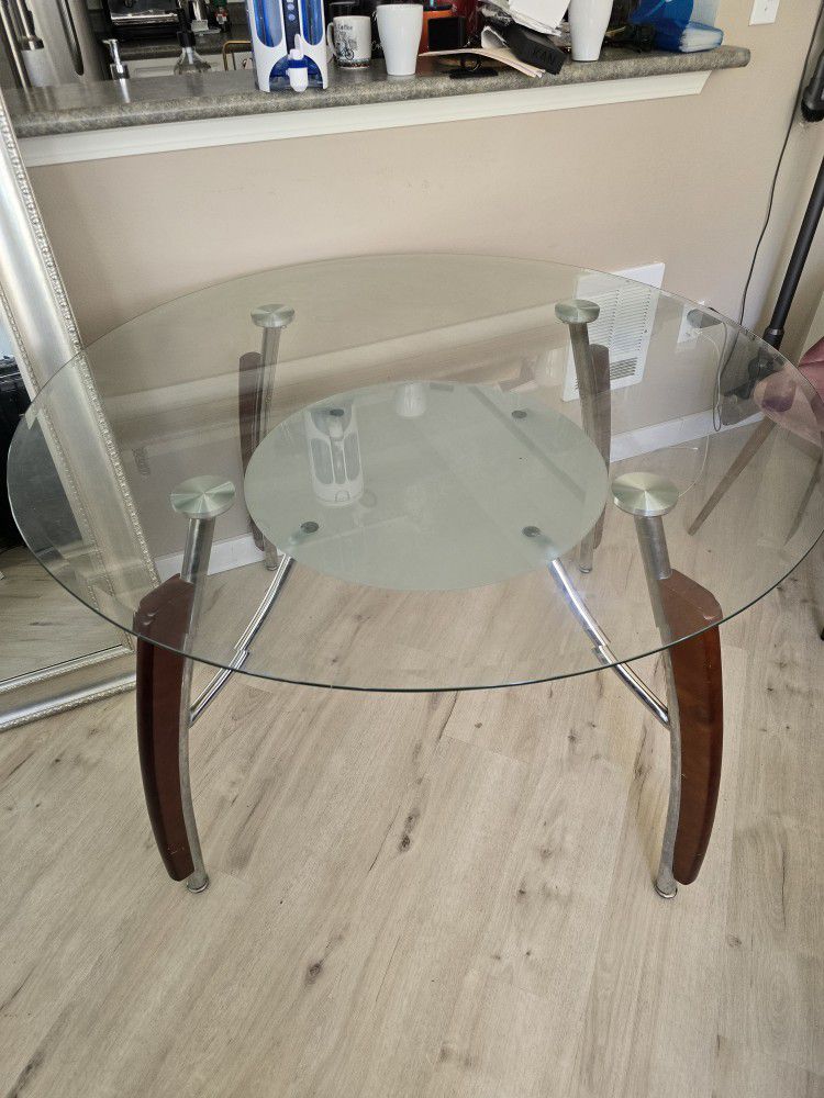 Free! Dining Table Glass