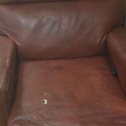 Recliner brown some wear