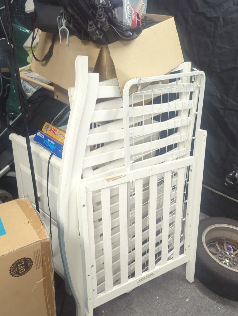 Baby Crib No Mattress
