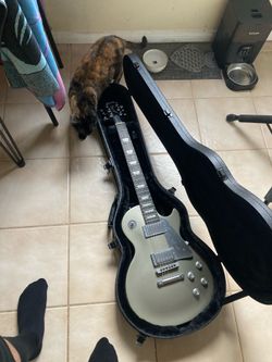 Gibson les Paul studio platinum