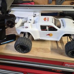 Duratrax Evader RC
