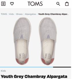 Toms Alpargata Shoes Kids Size 11 $20 dlls. New In box