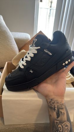Lv trainer size 42