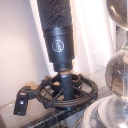 AUDIO TECHNICA  4040