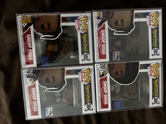 Funko Pop Rocks Snoop Dogg Set of 4 (#302–305)