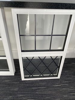 Storm-ready impact windows.
Custom fit. Competitive pricing.
