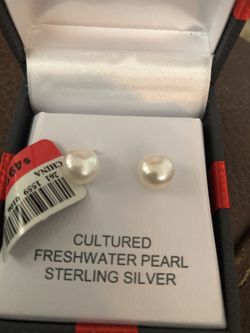 New Pearl Earrings