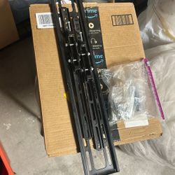 Tv Mount With All Hardware