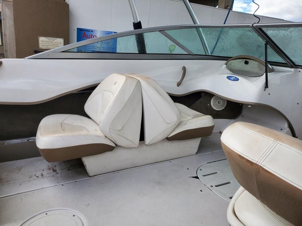 2008 Four Winds Ski Boat