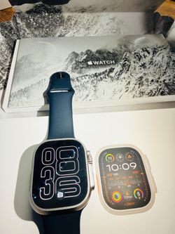 Apple Watch Ultra 2 (GPS + Cellular) 49MM