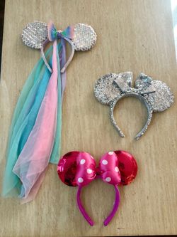 Minnie Mouse ear headbands Disneyland park