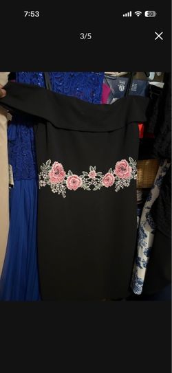 Black dress size 16 . Use 1 time only