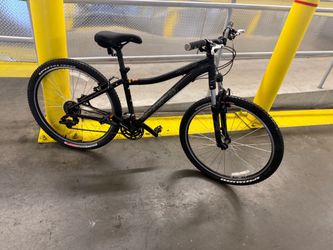 SPECIALIZED mountain bike 26” wheels great condition everything works bicycle