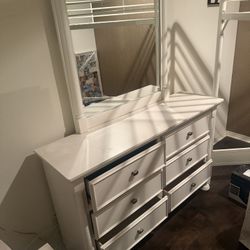 LIKE NEW DRESSER MUST GO