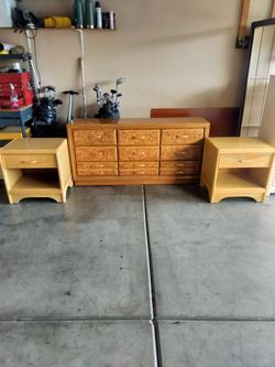 Dresser/Dresser Set 3 Piece..Good Shape..Dresser..60 Inches and 2 Matching Nightstands