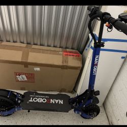 Road Runner NANROBOT® D4+ 2.0 Electric Scooter 