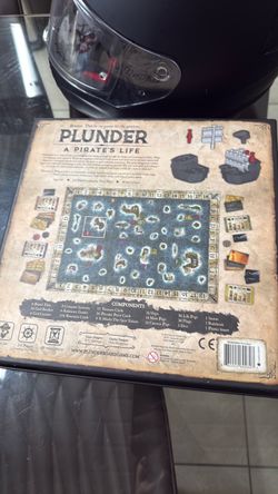 Plunder a pirates life board game
