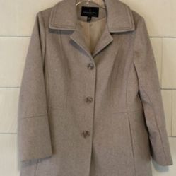 London Fog Wool Blend 3 Button Fitted Style Tan Coat Women's Size Large