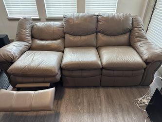 Coffee/Brown Slumberland Couch