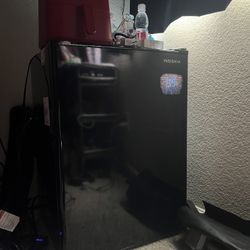Insignia Mini Fridge