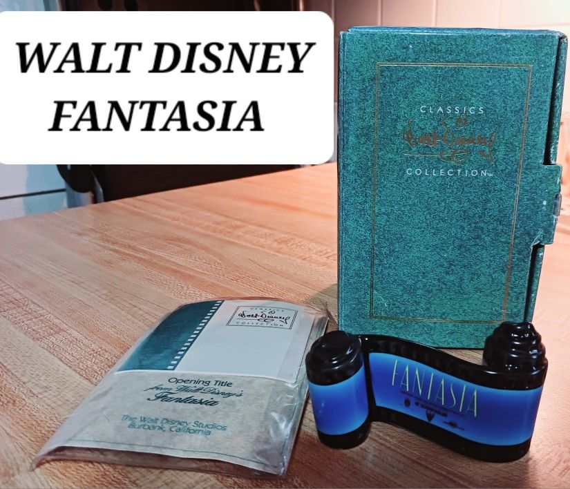 WALT DISNEY CLASSICS COLLEC OPENING TITLE FROM "FANTASIA" MOVIE SCROLL FIGURINE READ DESCRIPTION