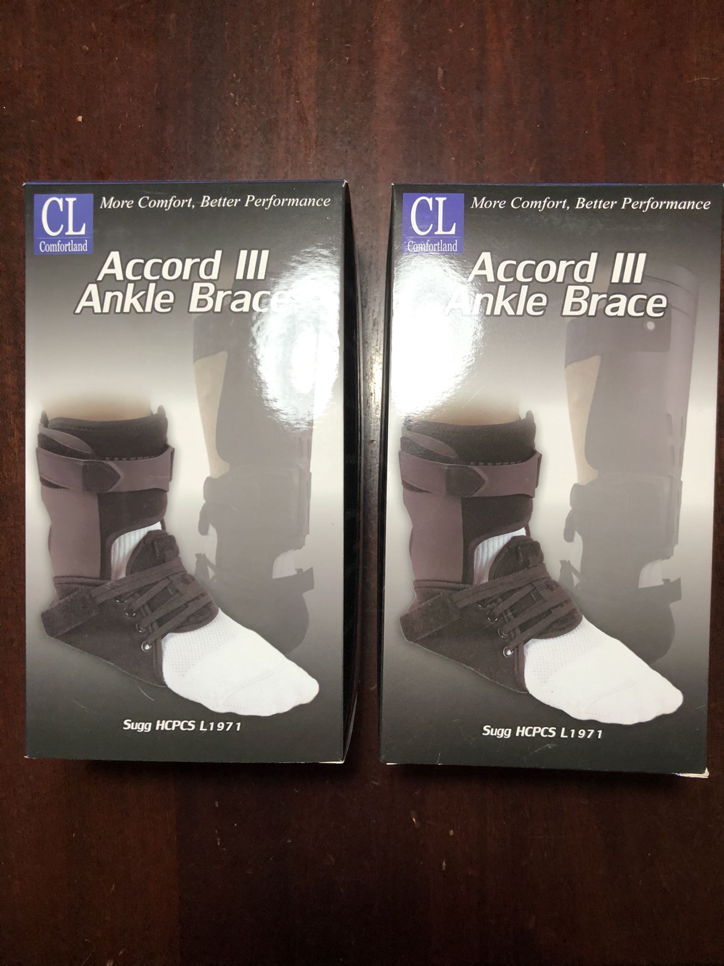 2 ankle foot support braces adjustable brand new in box- read labels for use and fitting - see pictures for therapeutic use info Men’s size 8-9