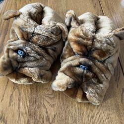 Bulldog slippers shop