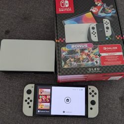Nintendo Switch (OLED)