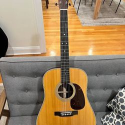 Martin-D28-Acoustic-Guitar