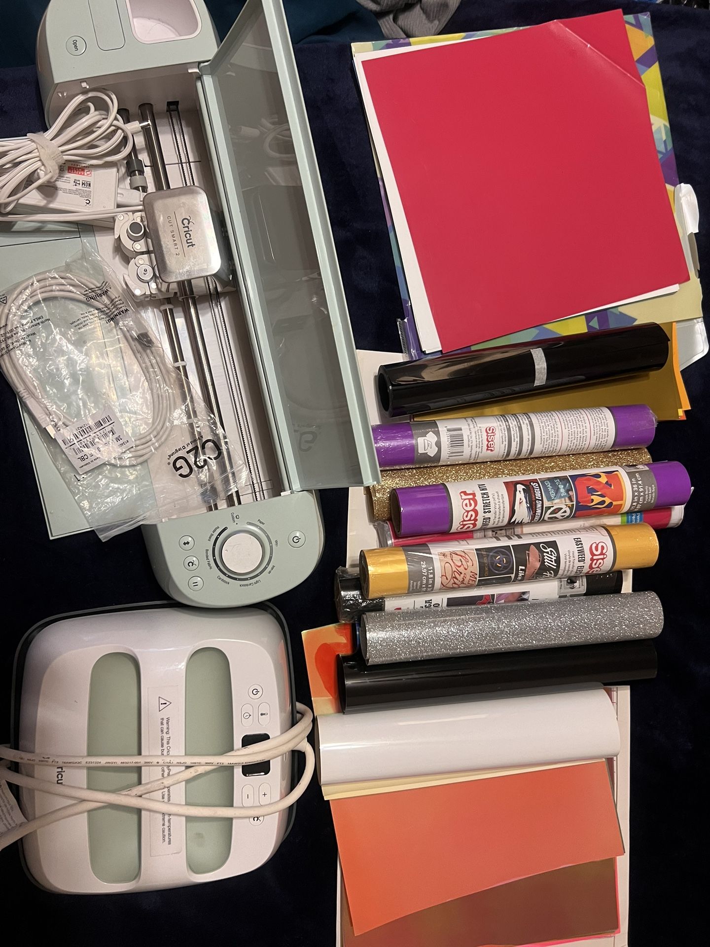 Cricut Explore Air 2, Mint & Cricut Easy Press 2 - Heat Press Along With Transfer Vinyl