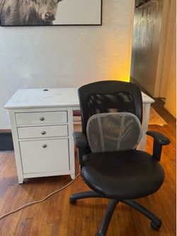 White Desk & Computer Chair