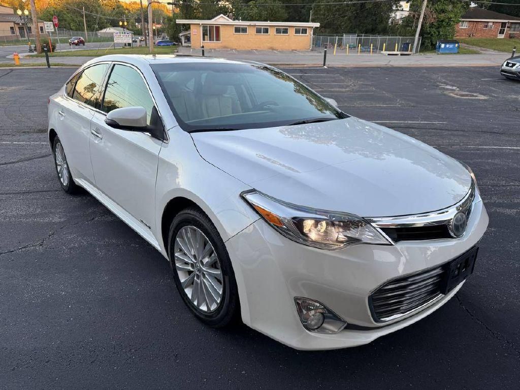 2013 Toyota Avalon Hybrid
