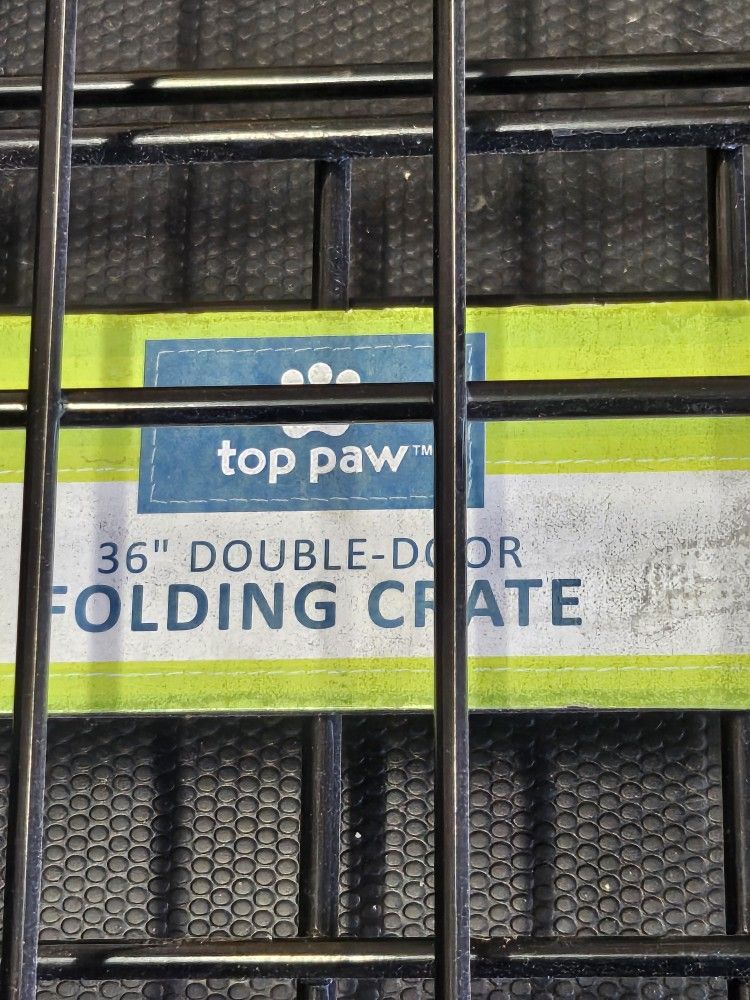 **LIGHTLY USED** TOP PAW 36" FOLDABLE DOUBLE DOOR DOG CRATE