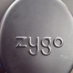 Zygo underwater headphones never used