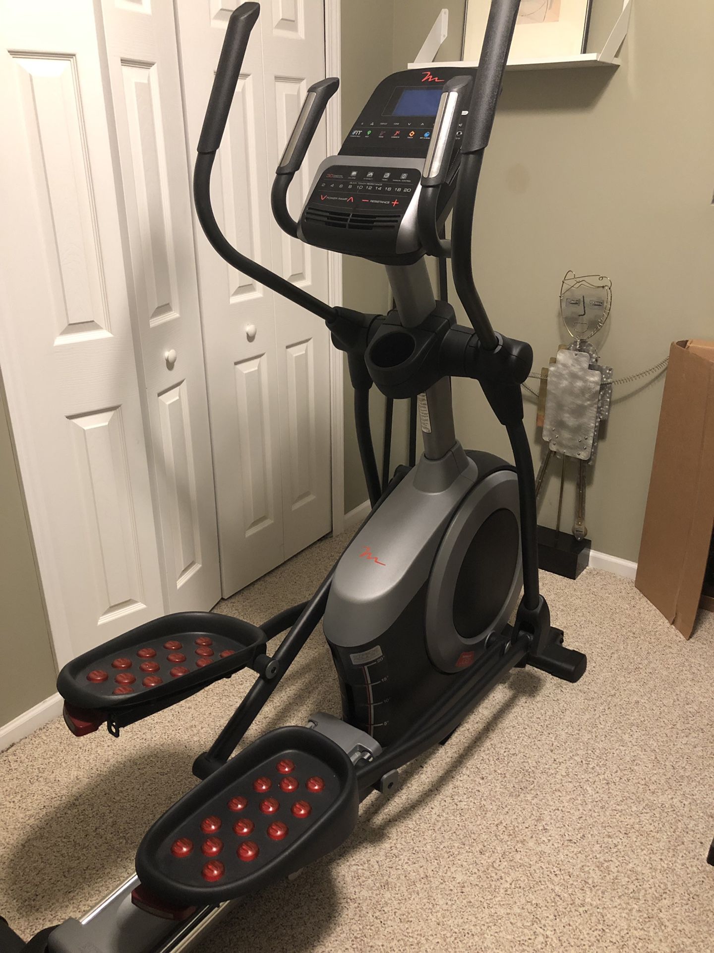 Free Motion elliptical machine. Model 515 for Sale in Buffalo Grove