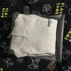 Essential Hoodie 