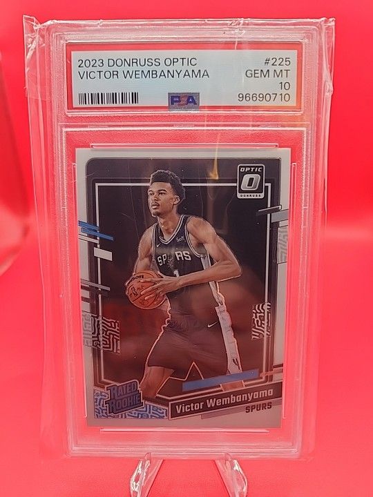 2024 Optic Victor Wembanyama Base Psa 10
