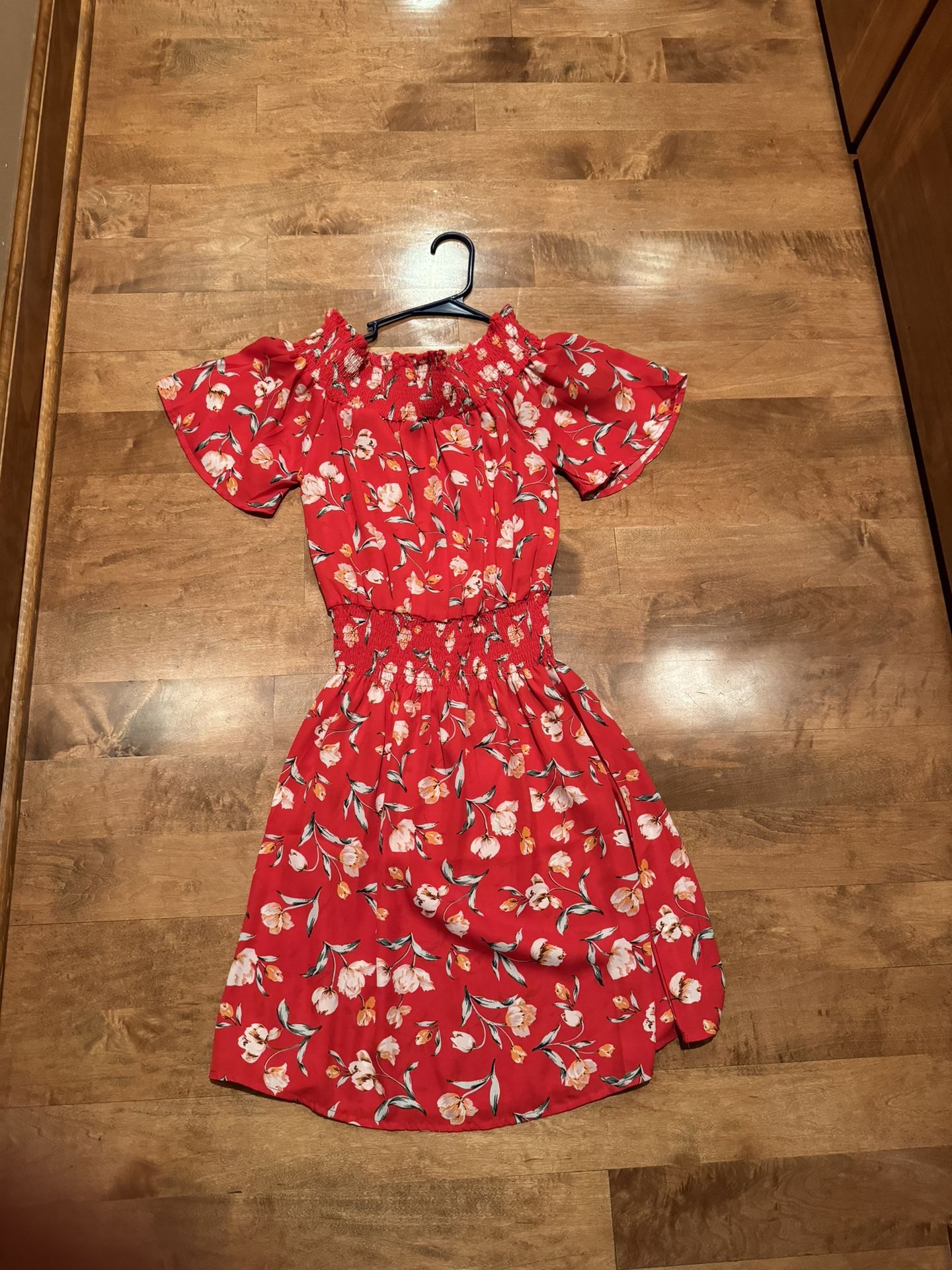 Cute Floral Woman’s Dress Shipping Available